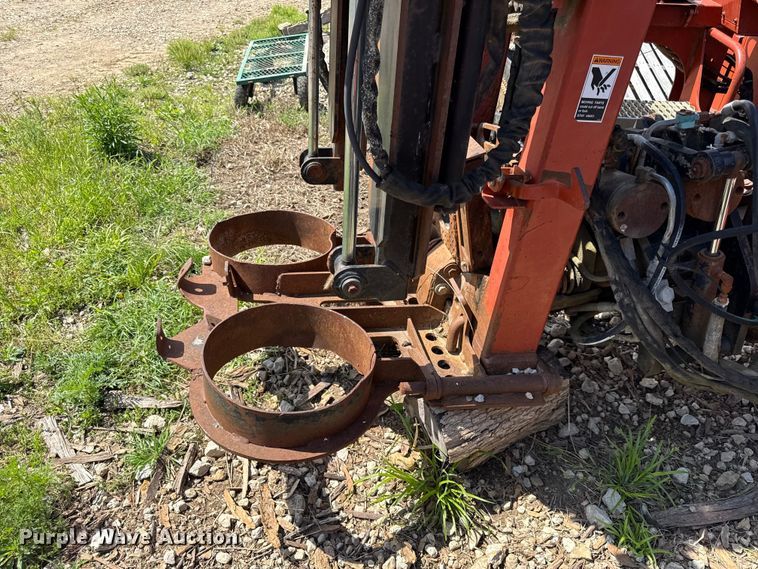 image for item DZ4453 2000 Ditch Witch JT2720  directional boring unit