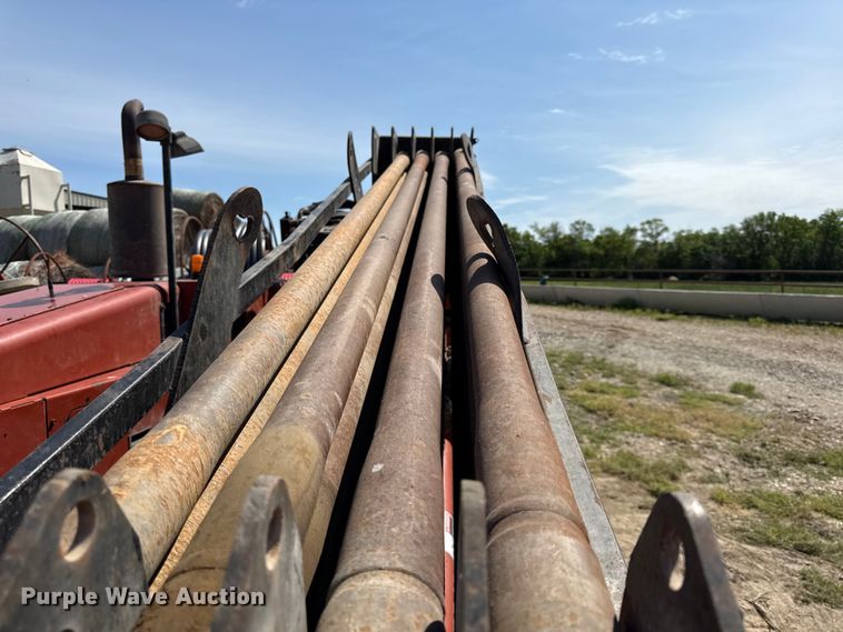 image for item DZ4454 2000 Ditch Witch JT2720 All Terrain  directional boring unit