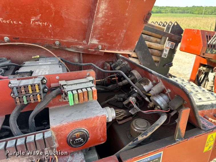 image for item DZ4454 2000 Ditch Witch JT2720 All Terrain  directional boring unit