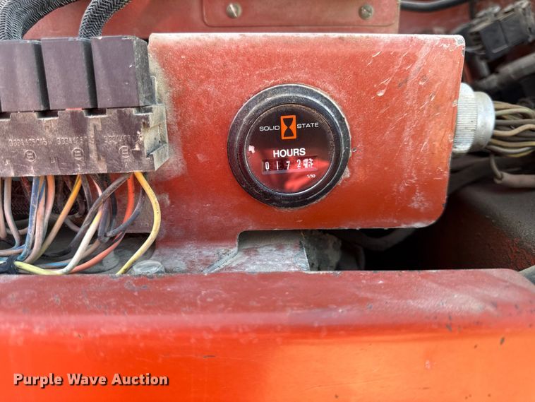image for item DZ4454 2000 Ditch Witch JT2720 All Terrain  directional boring unit