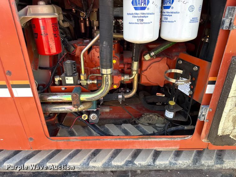 image for item DZ4454 2000 Ditch Witch JT2720 All Terrain  directional boring unit