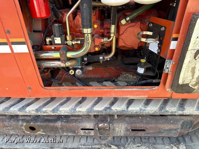 image for item DZ4454 2000 Ditch Witch JT2720 All Terrain  directional boring unit