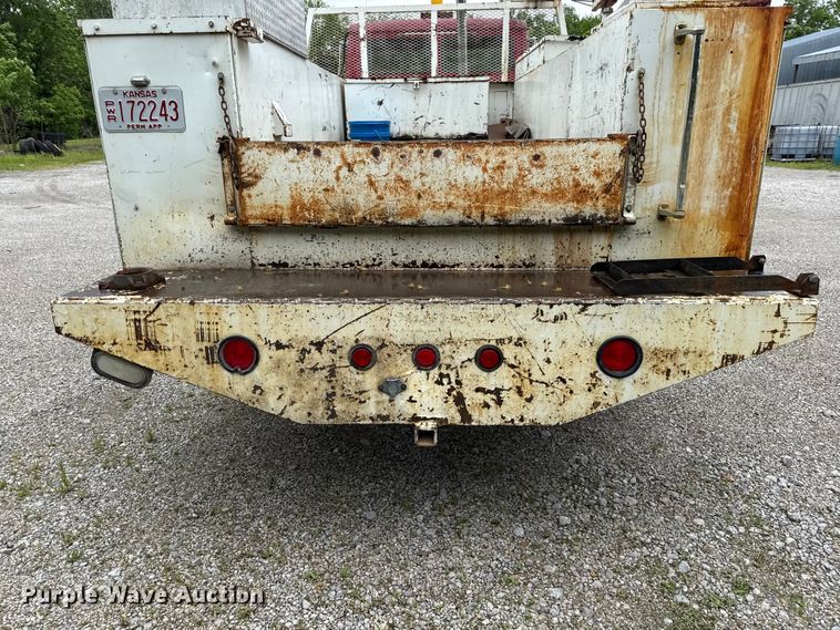 image for item DZ4459 2000 Freightliner FL80 utility / service truck