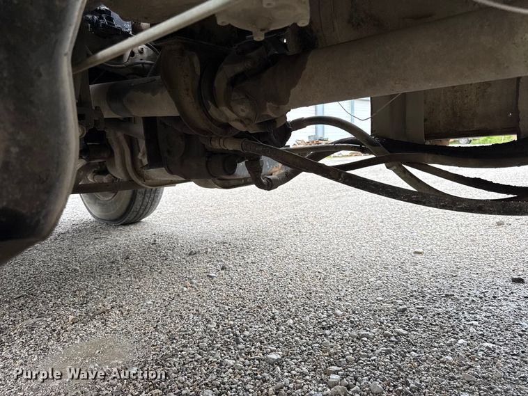 image for item DZ4459 2000 Freightliner FL80 utility / service truck