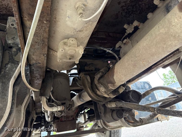 image for item DZ4459 2000 Freightliner FL80 utility / service truck