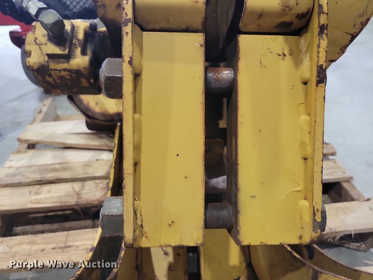 image for item DZ7115 Vermeer AU 25 vibratory plow