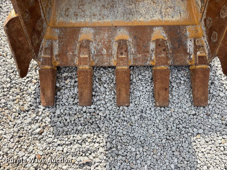 image for item EA4803 2021 Caterpillar 325 excavator