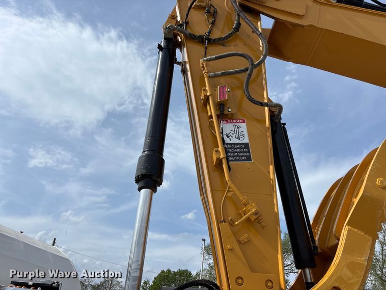 image for item EA4803 2021 Caterpillar 325 excavator