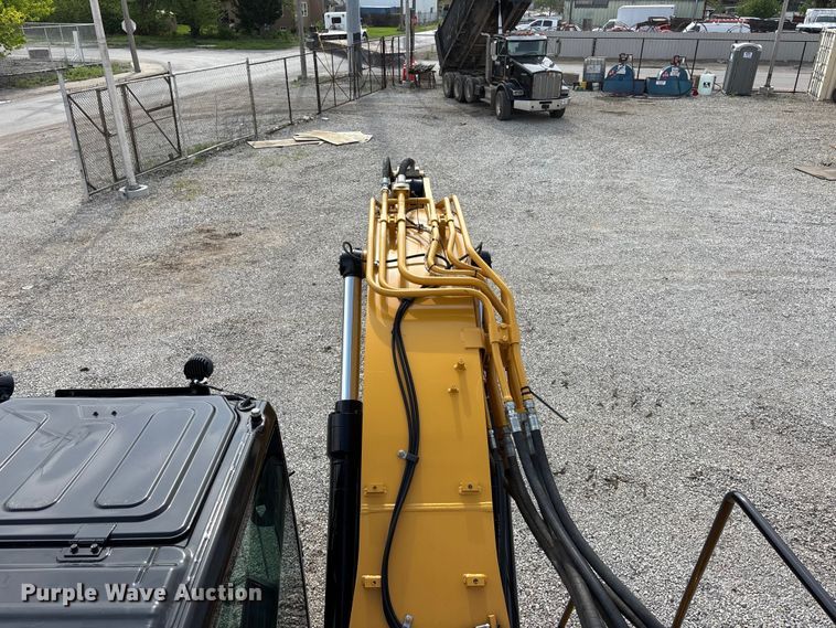image for item EA4803 2021 Caterpillar 325 excavator