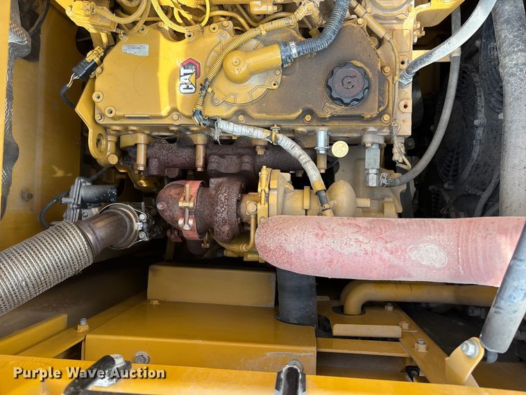 image for item EA4803 2021 Caterpillar 325 excavator