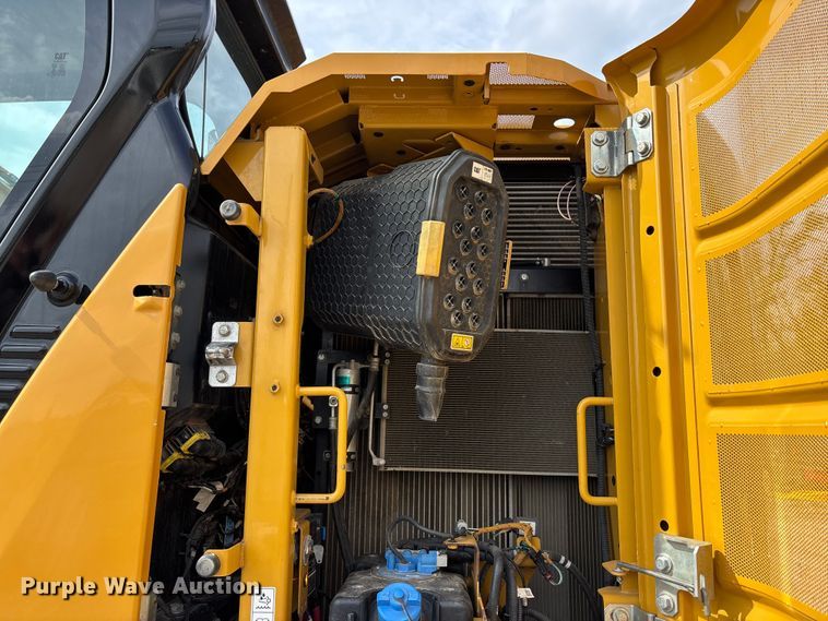 image for item EA4803 2021 Caterpillar 325 excavator