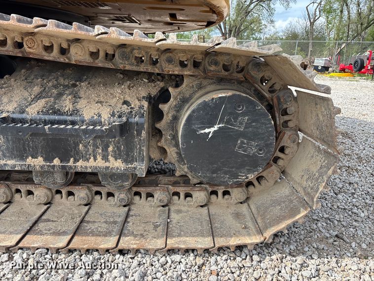 image for item EA4803 2021 Caterpillar 325 excavator