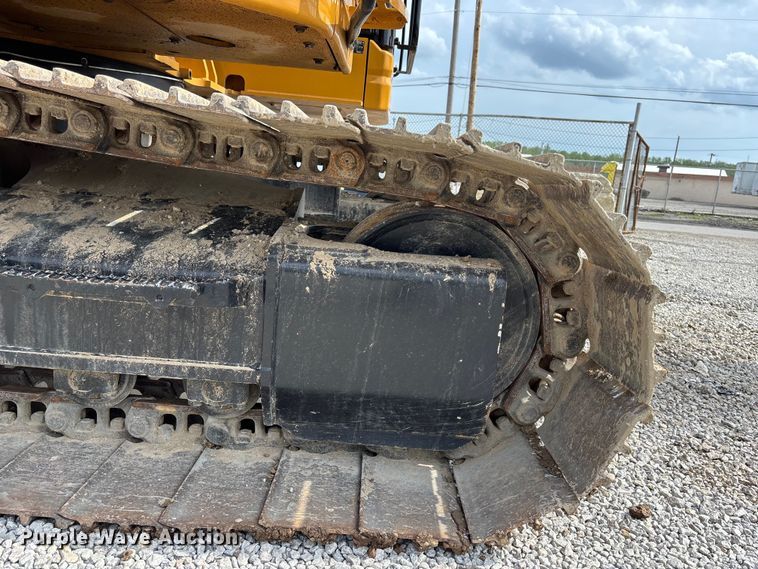 image for item EA4803 2021 Caterpillar 325 excavator