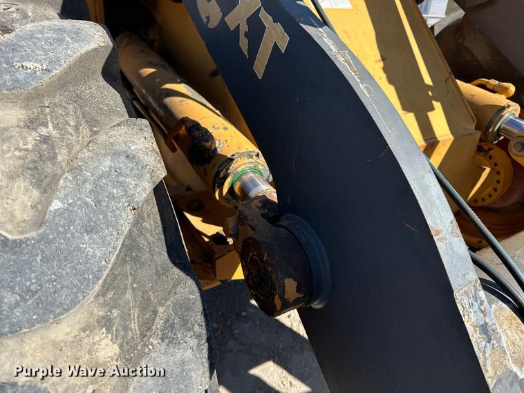 image for item EA4857 2000 Case 721C wheel loader