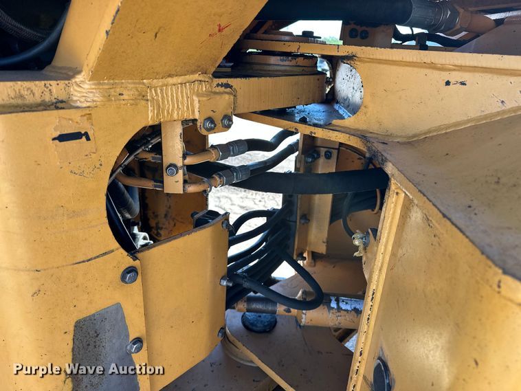 image for item EA4857 2000 Case 721C wheel loader