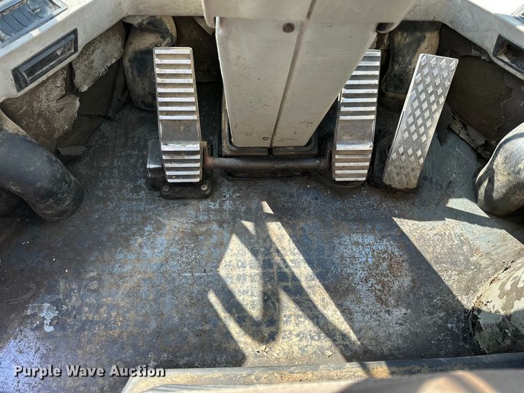 image for item EA4857 2000 Case 721C wheel loader