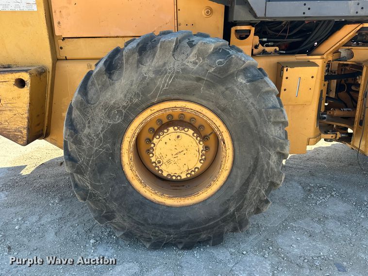 image for item EA4857 2000 Case 721C wheel loader