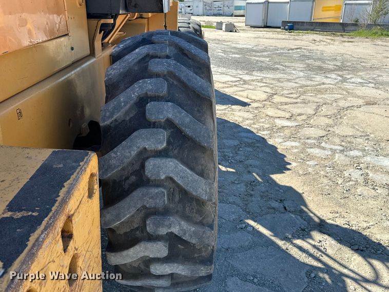 image for item EA4857 2000 Case 721C wheel loader