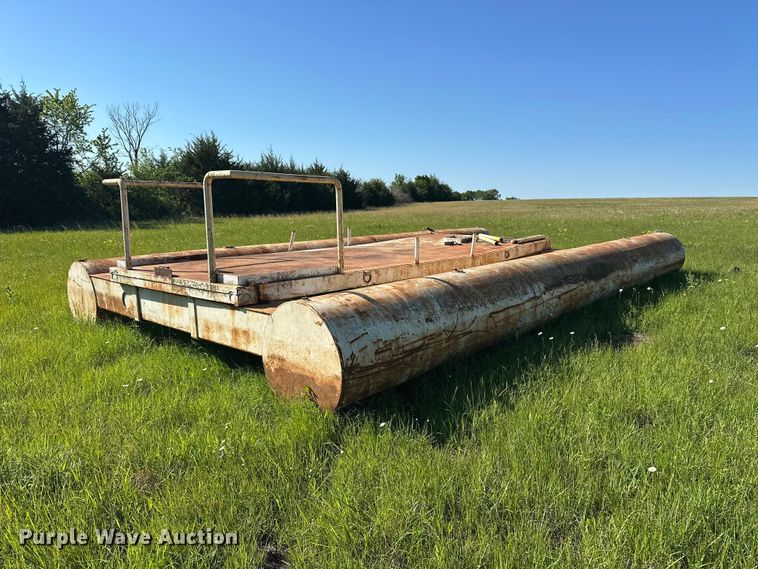 image for item EA4863 Barge
