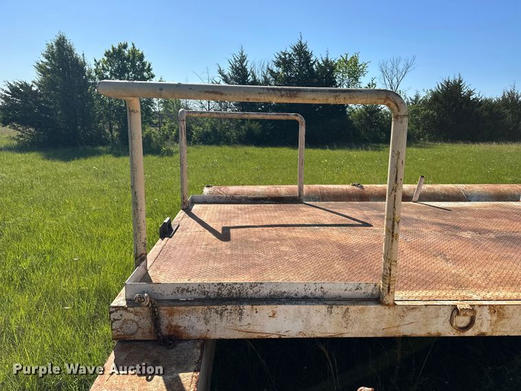 image for item EA4863 Barge