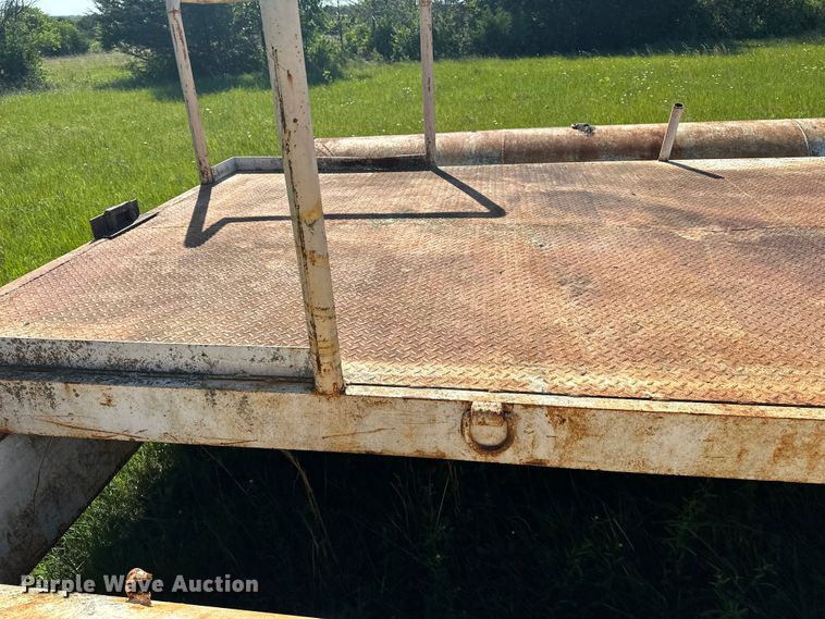 image for item EA4863 Barge