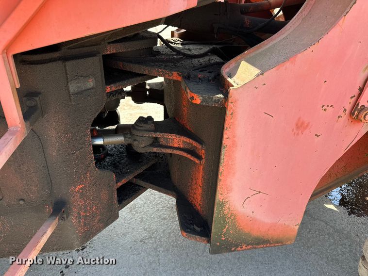 image for item EA4881 1994 Fiat Allis FR180 wheel loader
