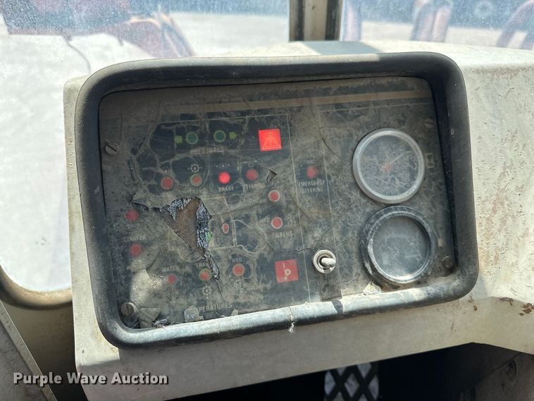 image for item EA4881 1994 Fiat Allis FR180 wheel loader
