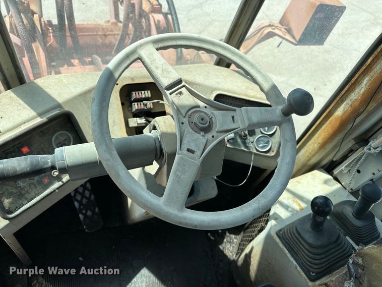 image for item EA4881 1994 Fiat Allis FR180 wheel loader