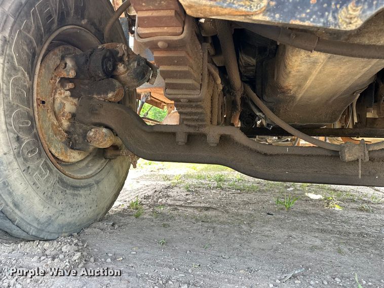 image for item EA4883 1987 Mack DM685S roll-off container truck