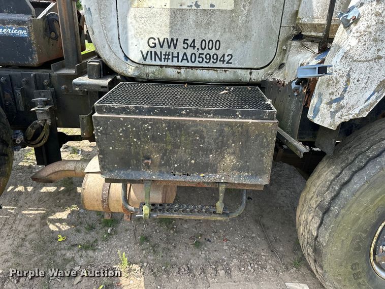 image for item EA4883 1987 Mack DM685S roll-off container truck