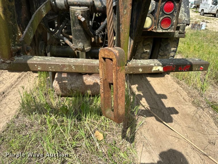 image for item EA4883 1987 Mack DM685S roll-off container truck