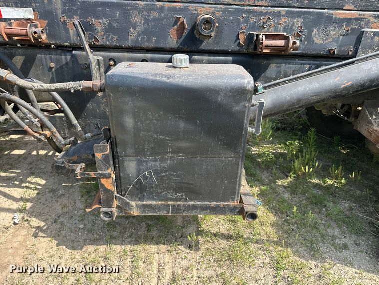 image for item EA4883 1987 Mack DM685S roll-off container truck
