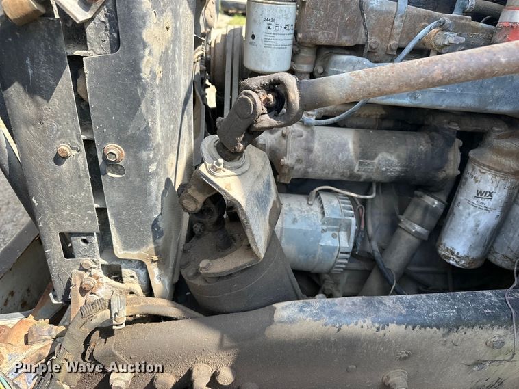 image for item EA4883 1987 Mack DM685S roll-off container truck