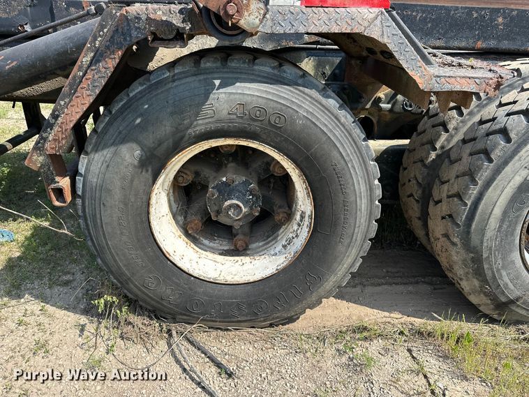 image for item EA4883 1987 Mack DM685S roll-off container truck