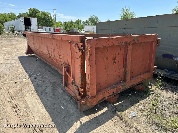 image for item EA4884 Roll-off dumpster