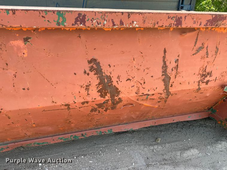 image for item EA4884 Roll-off dumpster
