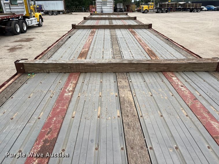 image for item EA7285 2001 Stoughton HPLW-48T-S flatbed trailer