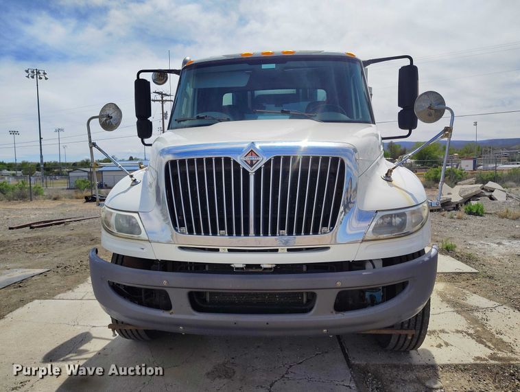 image for item ED0048 2012 International DuraStar 4400 street sweeper truck