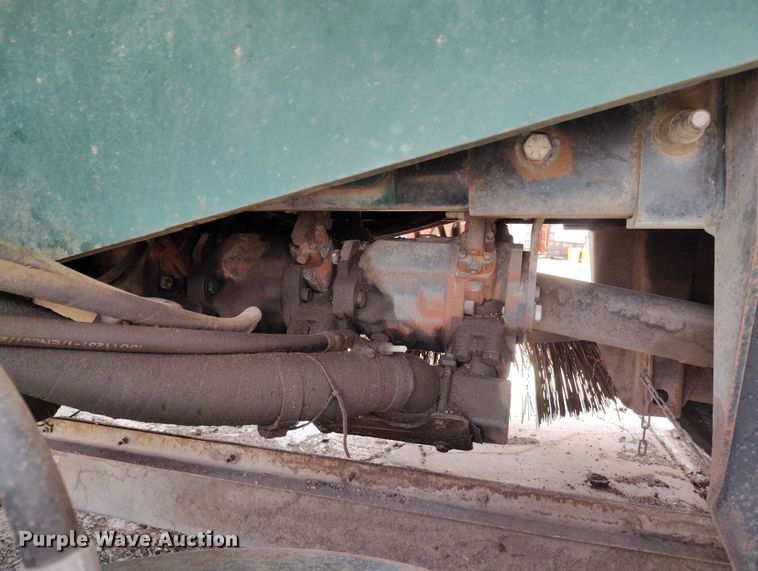 image for item ED0048 2012 International DuraStar 4400 street sweeper truck