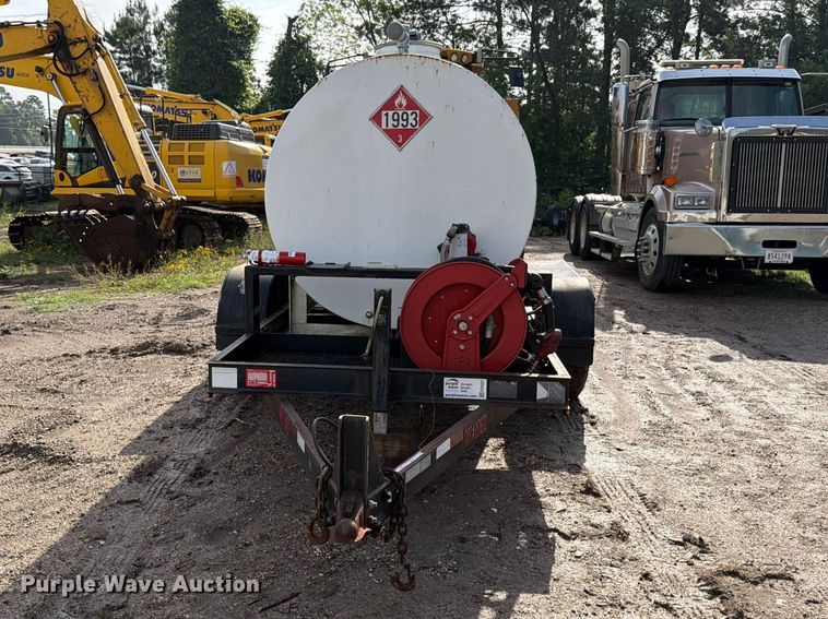 image for item ED5221 2018 Eze-Gas 1000 Gallon fuel trailer