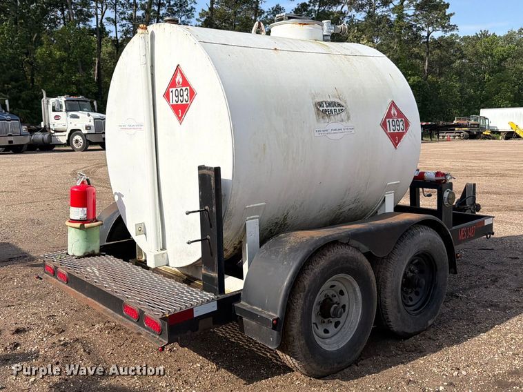 image for item ED5221 2018 Eze-Gas 1000 Gallon fuel trailer