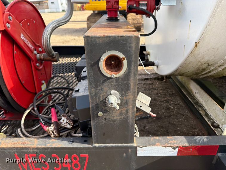 image for item ED5221 2018 Eze-Gas 1000 Gallon fuel trailer