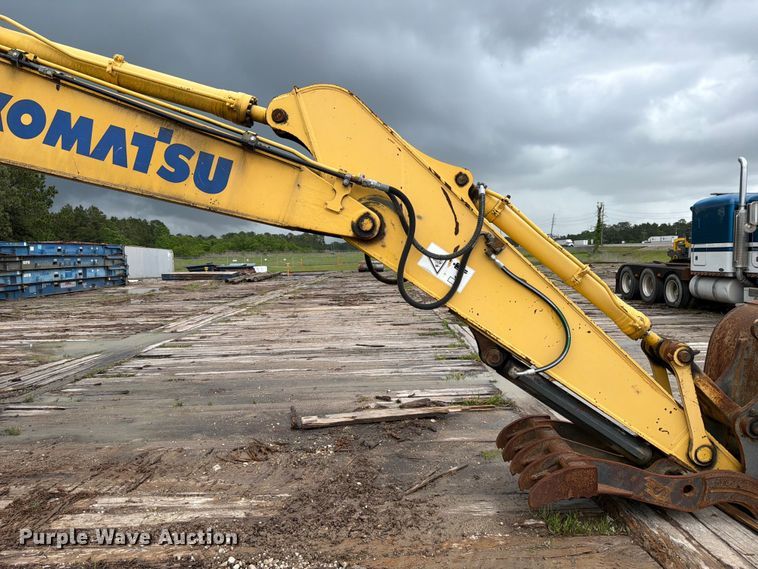 image for item ED5222 2013 Komatsu PC210LC-10 excavator