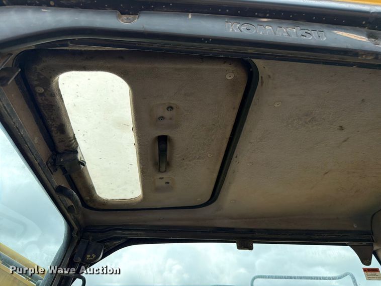 image for item ED5222 2013 Komatsu PC210LC-10 excavator