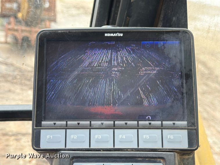 image for item ED5222 2013 Komatsu PC210LC-10 excavator