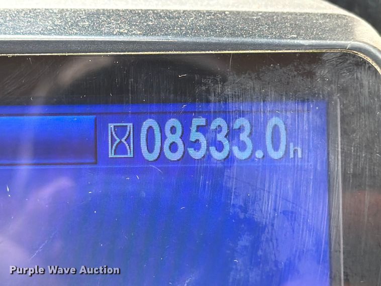 image for item ED5222 2013 Komatsu PC210LC-10 excavator