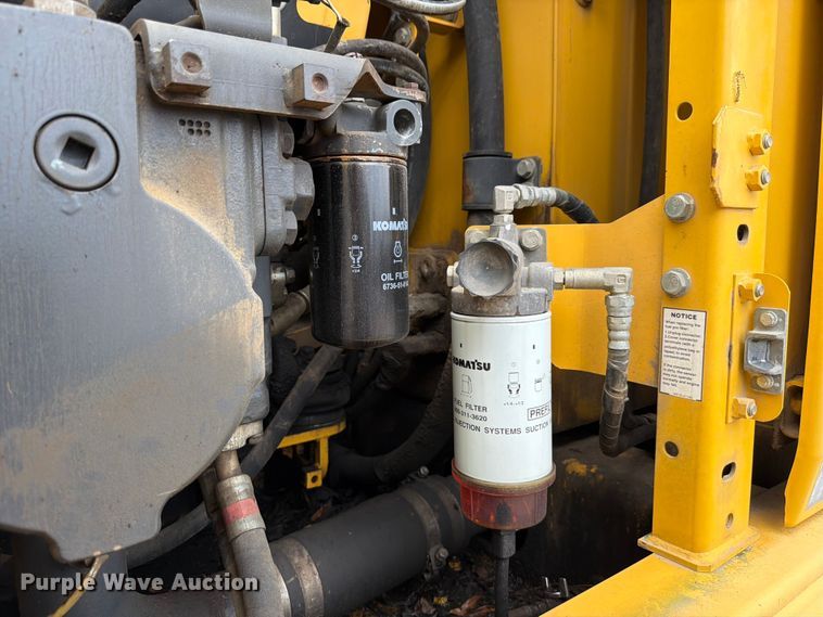 image for item ED5222 2013 Komatsu PC210LC-10 excavator