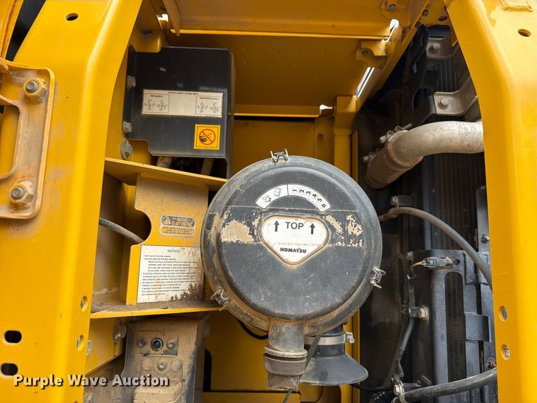 image for item ED5222 2013 Komatsu PC210LC-10 excavator