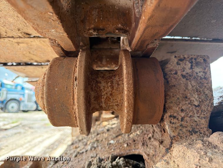 image for item ED5222 2013 Komatsu PC210LC-10 excavator