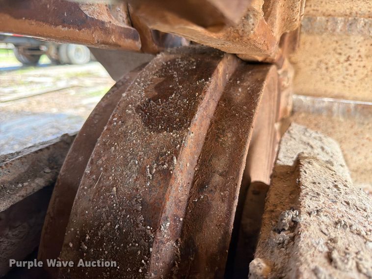 image for item ED5222 2013 Komatsu PC210LC-10 excavator